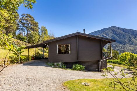 Photo of property in 540 Moetapu Bay Road, Moetapu Bay, Picton, 7282