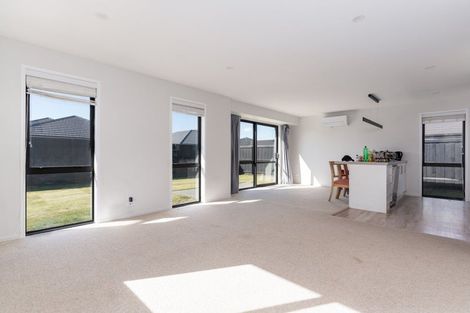 Photo of property in 187 Faringdon Boulevard, Rolleston, 7615