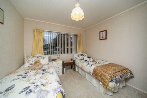 Photo of property in 1/10 Nursery Place, Westown, New Plymouth, 4310