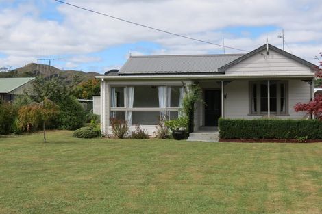Photo of property in 7 Raumaewa Road, Mangaweka, 4797