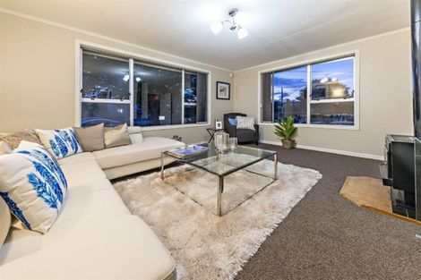 Photo of property in 1/14 Beaumonts Way, Manurewa, Auckland, 2102