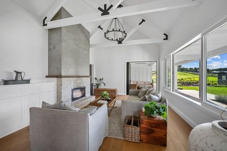 Photo of property in 438 Oaia Road, Muriwai, Waimauku, 0881