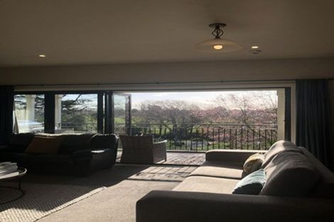 Photo of property in 339 Centaurus Road, Hillsborough, Christchurch, 8022