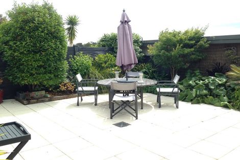 Photo of property in 3/2 Chilton Place, Howick, Auckland, 2014