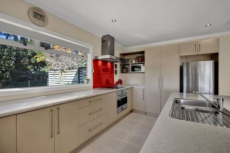 Photo of property in 7 Manuka Place, Whalers Gate, New Plymouth, 4310