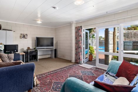 Photo of property in 50 Smiths Road, Matua, Tauranga, 3110