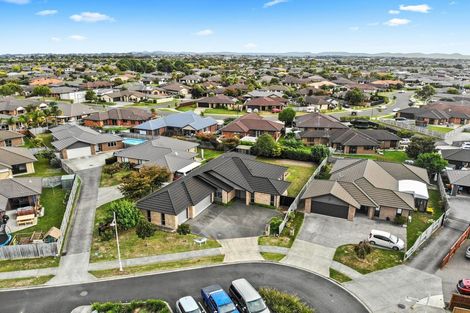 Photo of property in 9 Allgood Place, Rototuna North, Hamilton, 3210