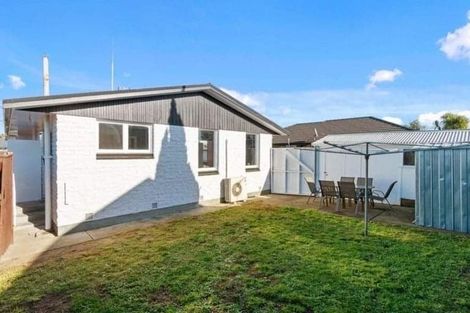 Photo of property in 2/182 Bowhill Road, New Brighton, Christchurch, 8083