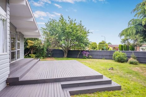 Photo of property in 32 Sylvan Avenue, Waikanae, 5036