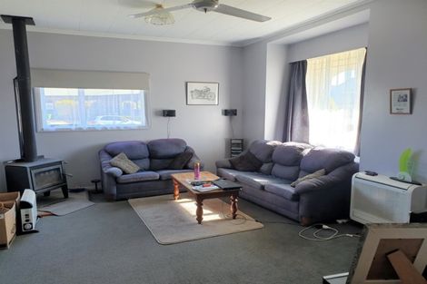 Photo of property in 32 Barraud Street, Dannevirke, 4930