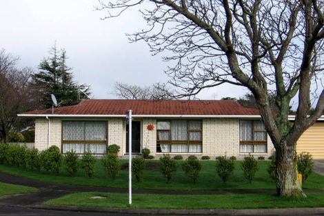 Photo of property in 11a Haast Place, Awapuni, Palmerston North, 4412