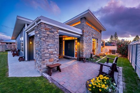 Photo of property in 31 Rhoboro Road, Twizel, 7901