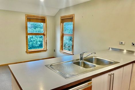 Photo of property in 22 Parliament Street, Thorndon, Wellington, 6011