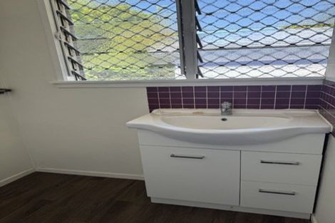 Photo of property in 1/15 Mcleod Road, Henderson, Auckland, 0612