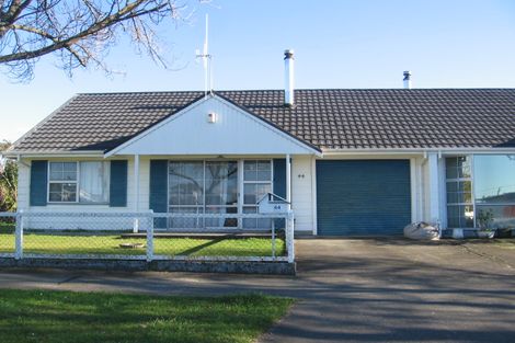 Photo of property in 44 Shelley Street, Roslyn, Palmerston North, 4414