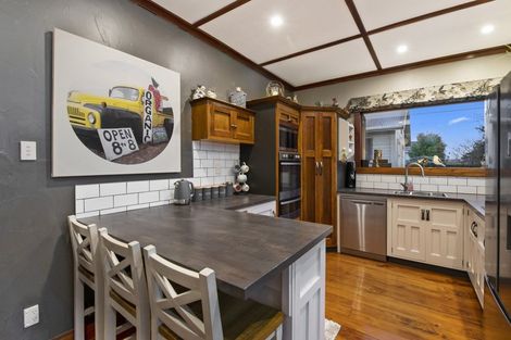 Photo of property in 1070 Queen Street East, Levin, 5510