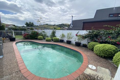 Photo of property in 27 Surrey Street, Taradale, Napier, 4112