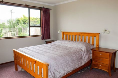 Photo of property in 12 Ferguson Street, Kurow, 9435