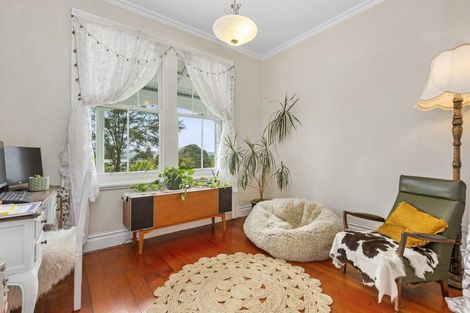 Photo of property in 23 Main Road, Raglan, 3225