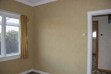 Photo of property in 12 Grove Burn Road, Tuatapere, 9620