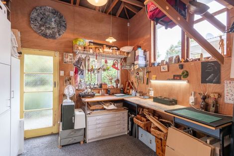 Photo of property in 44 Holdsworth Avenue, Trentham, Upper Hutt, 5018