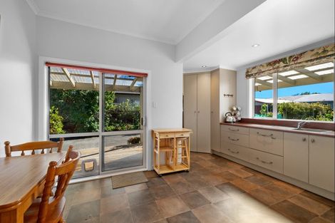 Photo of property in 32 Hutcheson Street, Mayfield, Blenheim, 7201