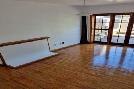 Photo of property in 9 Meola Road, Westmere, Auckland, 1022