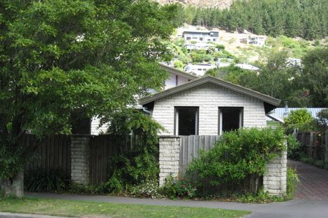 Photo of property in 2/25 Sumnervale Drive, Sumner, Christchurch, 8081