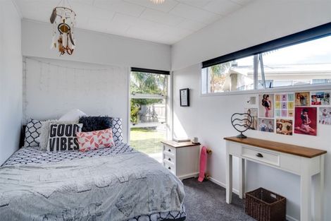 Photo of property in 57 Robinson Crescent, Tamatea, Napier, 4112