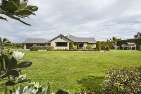 Photo of property in 15 Dobsons Lane, Kelvin Grove, Palmerston North, 4470