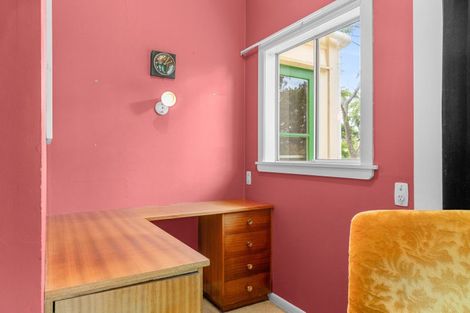 Photo of property in 70 Whitcombe Road, Ruawai, 0592