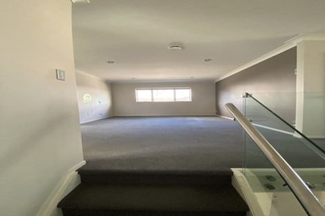 Photo of property in 12 Muirlea Drive, Flat Bush, Auckland, 2016