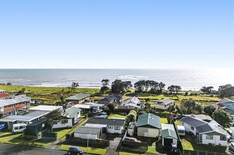 Photo of property in 38 Hume Street, Waitara, 4320