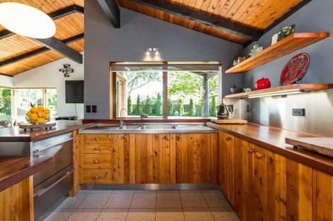 Photo of property in 16 Miller Street, Otane, 4202