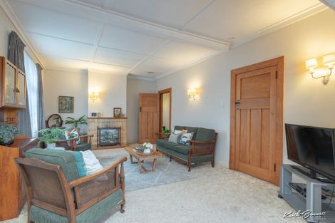 Photo of property in 71 Totara Crescent, Woburn, Lower Hutt, 5011