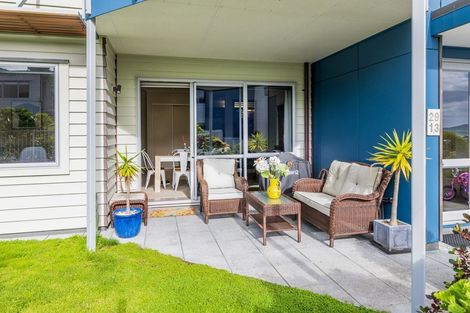 Photo of property in 13/4u Seaview Road, Paraparaumu Beach, Paraparaumu, 5032