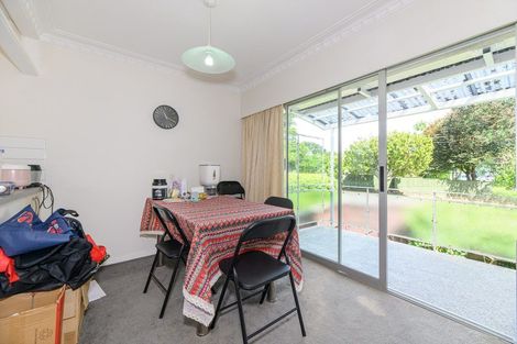 Photo of property in 2/174 Campbell Road, Greenlane, Auckland, 1061