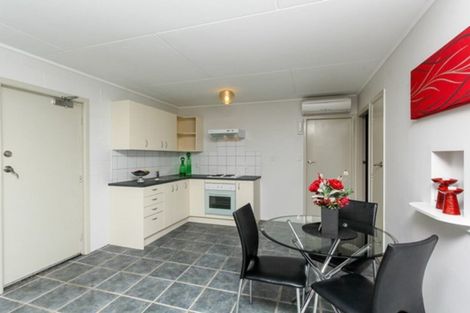 Photo of property in 7/57 Carrington Street, Lower Vogeltown, New Plymouth, 4310
