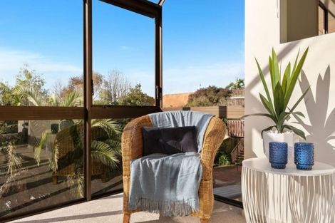 Photo of property in 1/2 Leith Way, Rothesay Bay, Auckland, 0630