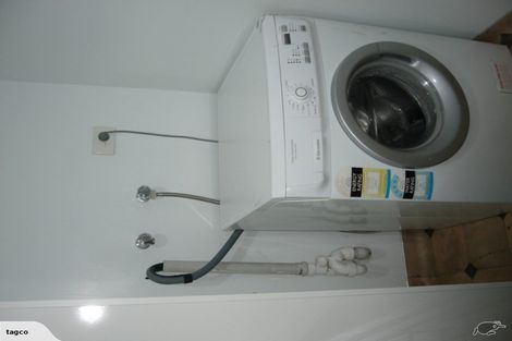 Photo of property in 23a Awanui Street, Merrilands, New Plymouth, 4312