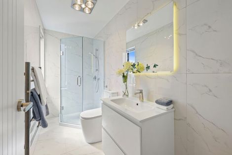 Photo of property in 24c Tomintoul Place, Highland Park, Auckland, 2010