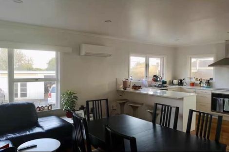 Photo of property in 4/30 Jutland Road, Hauraki, Auckland, 0622