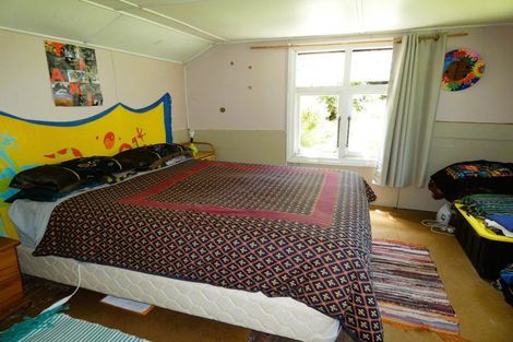 Photo of property in 72 Snodgrass Road, Westport, 7892