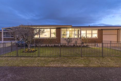 Photo of property in 2 Longwood Lane, Otumoetai, Tauranga, 3110