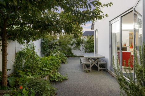 Photo of property in 1/64 Hewitts Road, Merivale, Christchurch, 8014