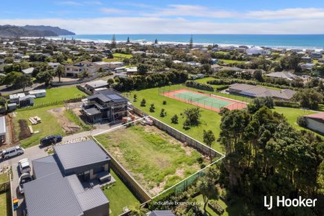 Photo of property in 8 Beau Lane, Waihi Beach, 3611