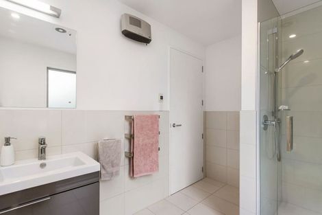 Photo of property in 3a Taylors Avenue, Bryndwr, Christchurch, 8052