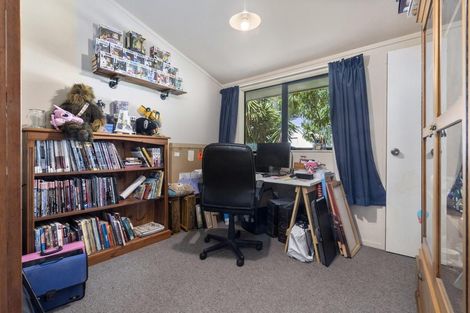 Photo of property in 95a Simpson Road, Ranui, Auckland, 0612