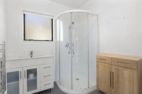 Photo of property in 18 Kahurangi Place, Snells Beach, 0920