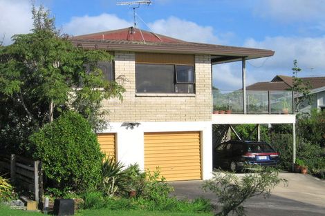 Photo of property in 12b Higham Ferrers Place, Red Beach, 0932